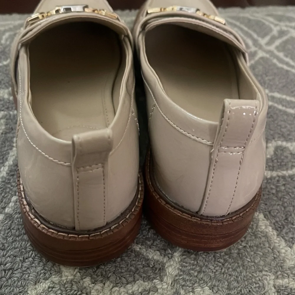 flat shoes - Picture 3 of 6